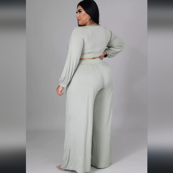 Alexis Pant Set - plus size - Picture 3 of 3